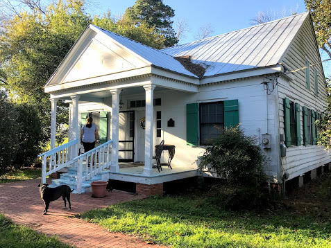 The Oldest House in Lafayette Parish is Circa 1790.
