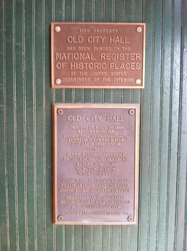Historical Markers of Old City Hall