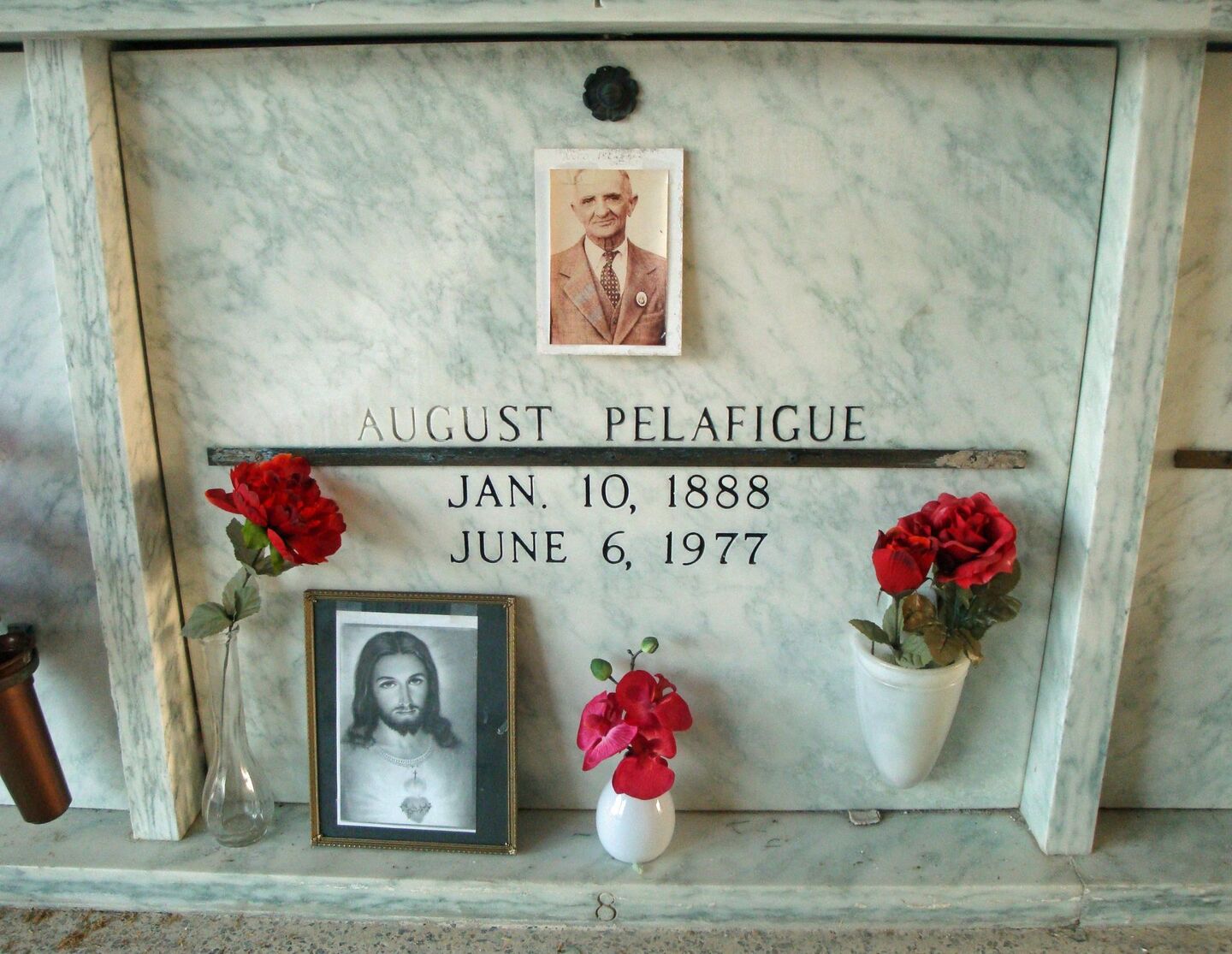 Nonco's Mausoleum Crypt