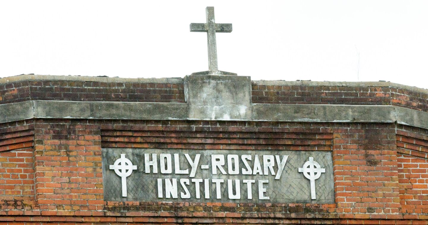 636307095047987933-TDABrd-01-19-2017-Advertiser-1-A001--2017-01-17-IMG-Holy.Rosary.Grant.01-1-1-7OH47U53-L958821425-IMG-Holy.Rosary.Grant.01-1-1-7OH47U53.jpg