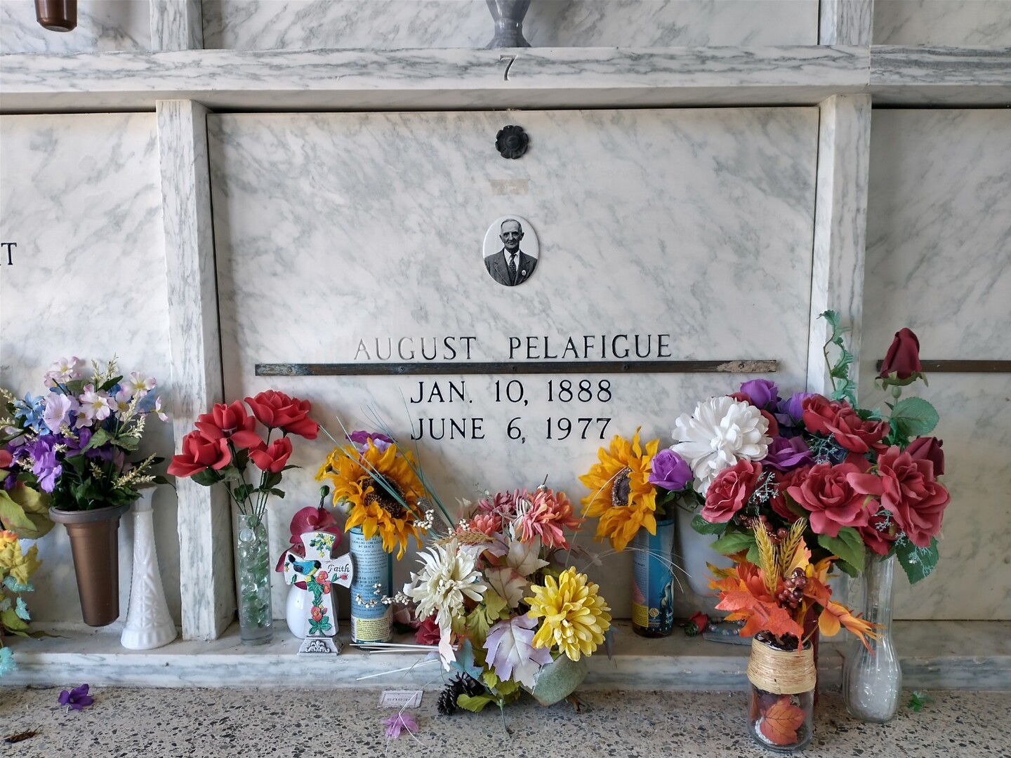 Pelafigue's Grave (March 2022)