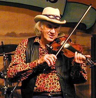 Hadley Performing at the Liberty Theater in 2001 with The Sharecroppers