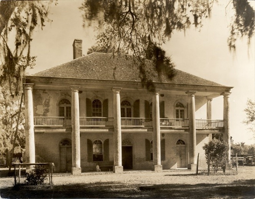 Chretien Point Plantation Mansion.